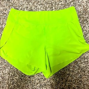 Like new Small Athleta Run With It Shorts